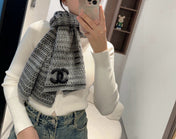 CHANEL 25S SCARF 180 IN CASHMERE 931425
