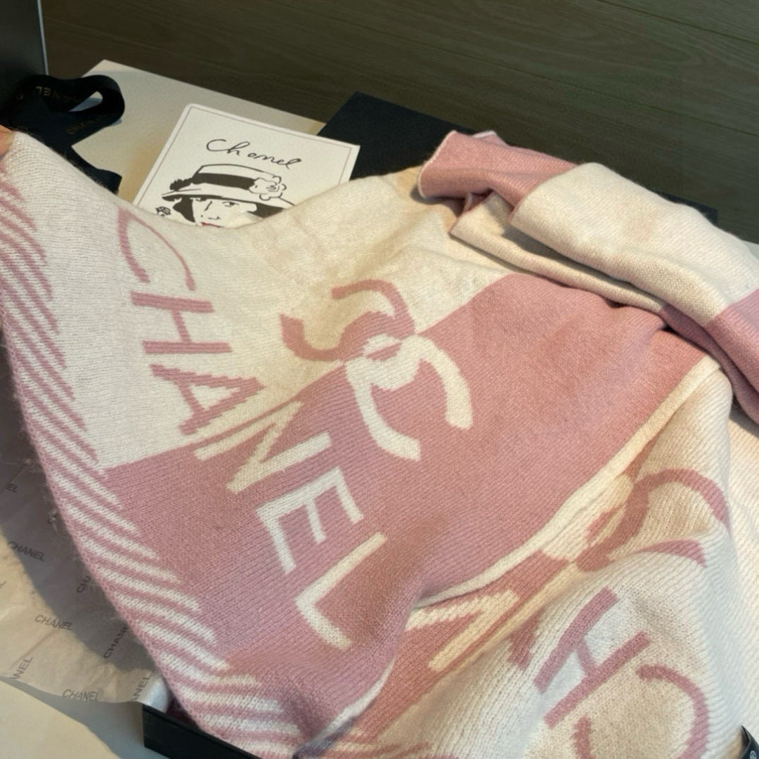 CHANEL 25S SCARF 180 IN CASHMERE 932416
