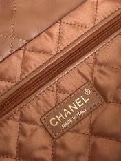 CHANEL 26S 22 BAG 42 IN CARAMEL BROWN QUILTED SHINY CALFSKIN