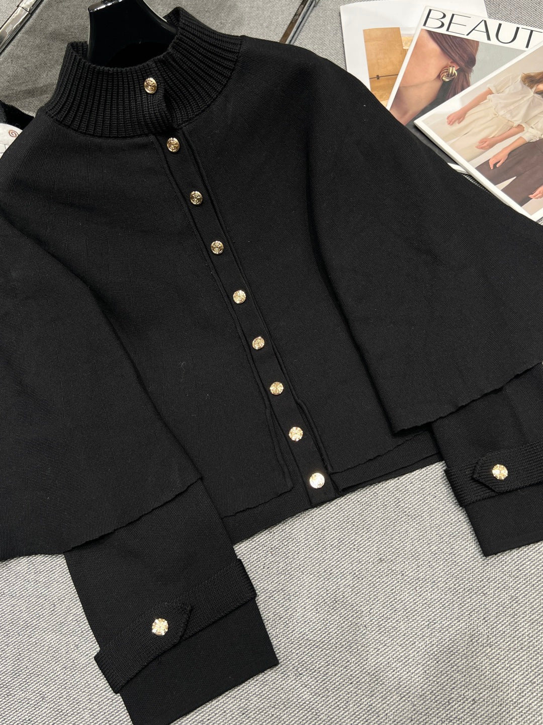 CHANEL 26S KNIT CARDIGAN 729