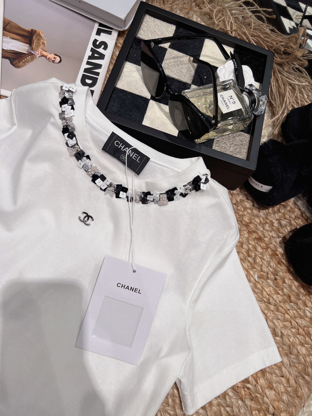 CHANEL 26S SHORT SLEEVE T-SHIRT STYLE 1249