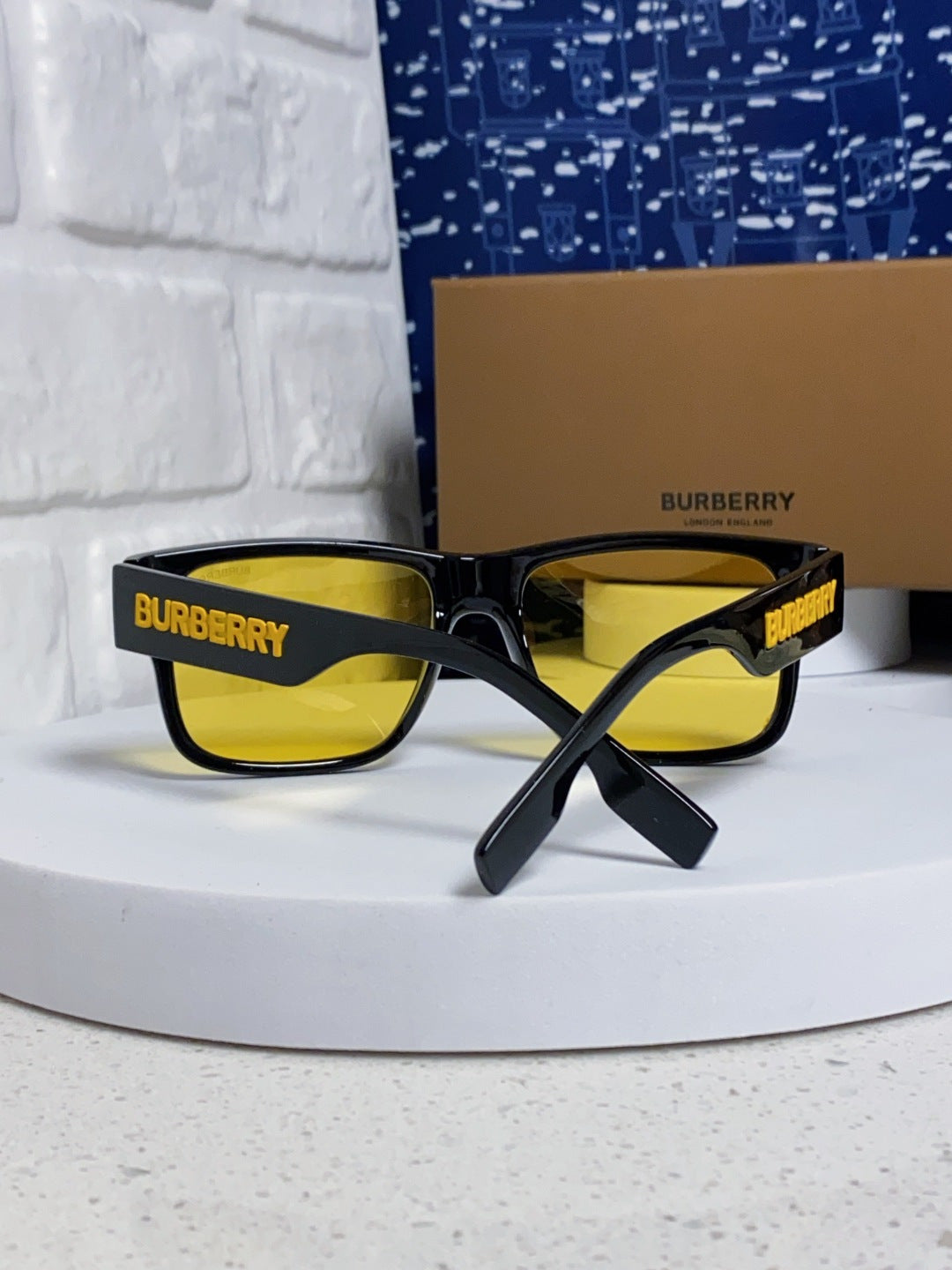 BURBERRY 26S SQUARE FRAME IN ACETATE 432594