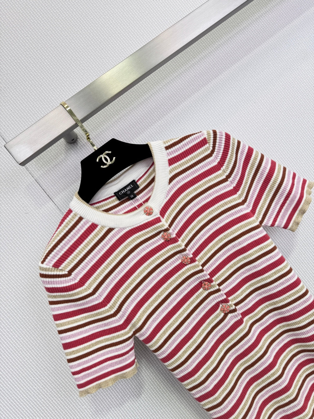 CHANEL 25S STRIPED T-SHIRT 586