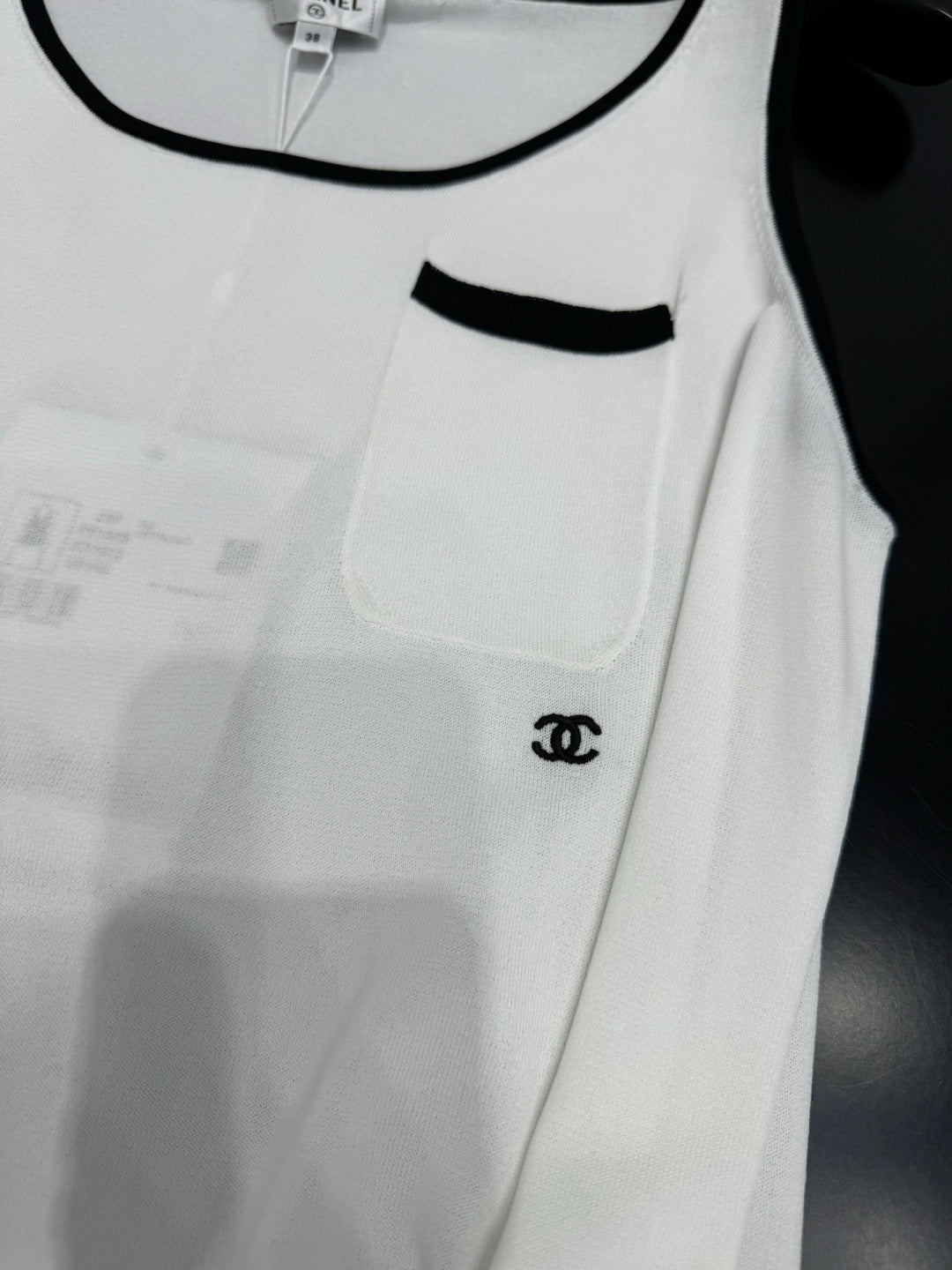 CHANEL 26S TANK TOP 930