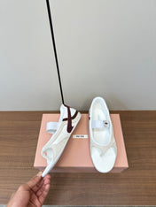THONG SANDALS IN BEIGE SUEDE MIX WHITE TECH FABRIC