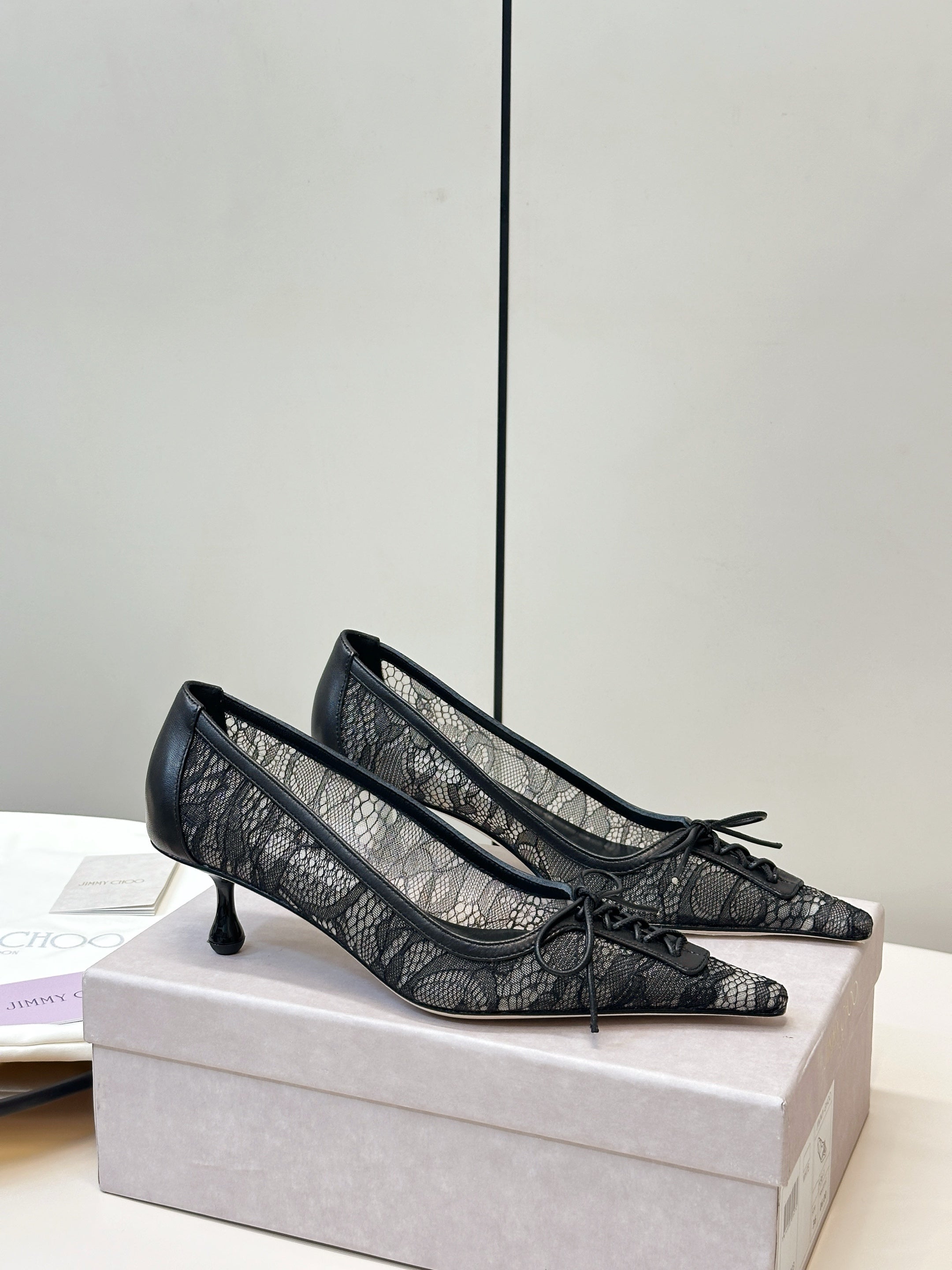JIMMY CHOO 26S LACE-UP HEELS IN BLACK LACE AND LAMBSKIN