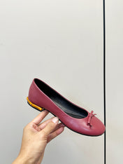 GUCCI 26S ROUND TOE BALLET FLATS IN DARK RED LAMBSKIN