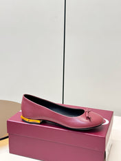 GUCCI 26S ROUND TOE BALLET FLATS IN DARK RED LAMBSKIN