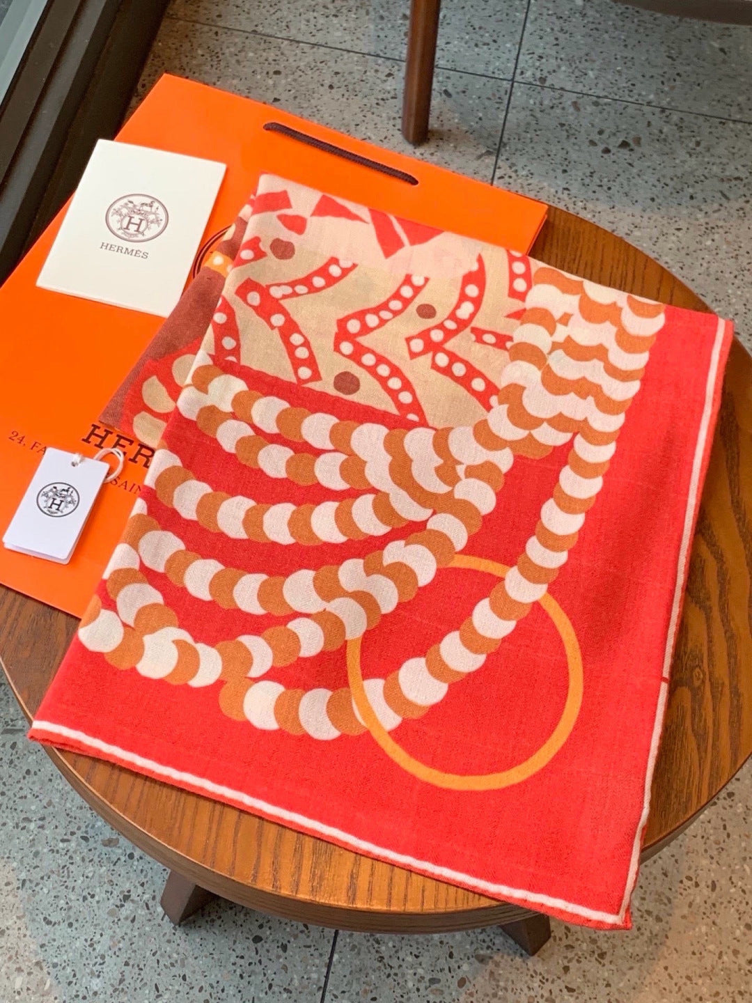 HERMES 26S SCARF 140 IN CASHMERE AND SILK 304706