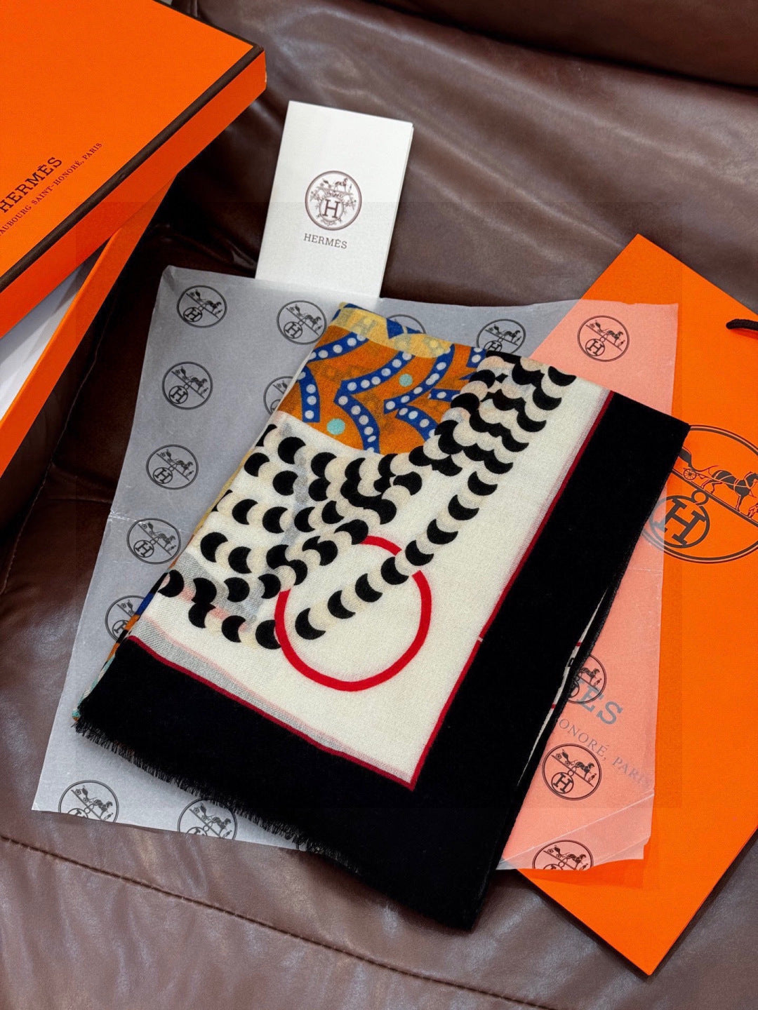 HERMES 26S LONG SCARF 200 IN CASHMERE AND SILK 306084