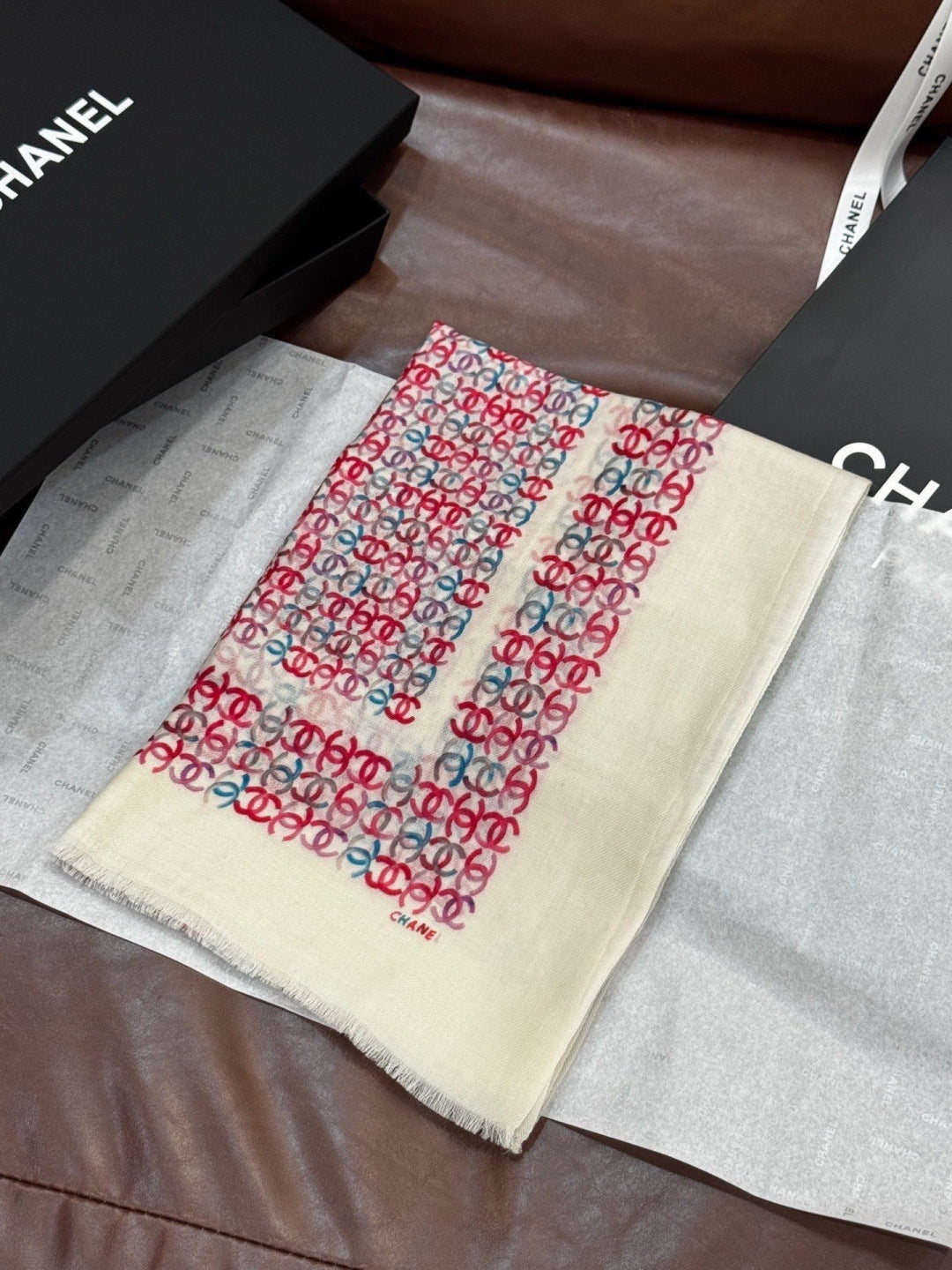CHANEL 26S SCARF 200 IN CASHMERE AND SILK 306089