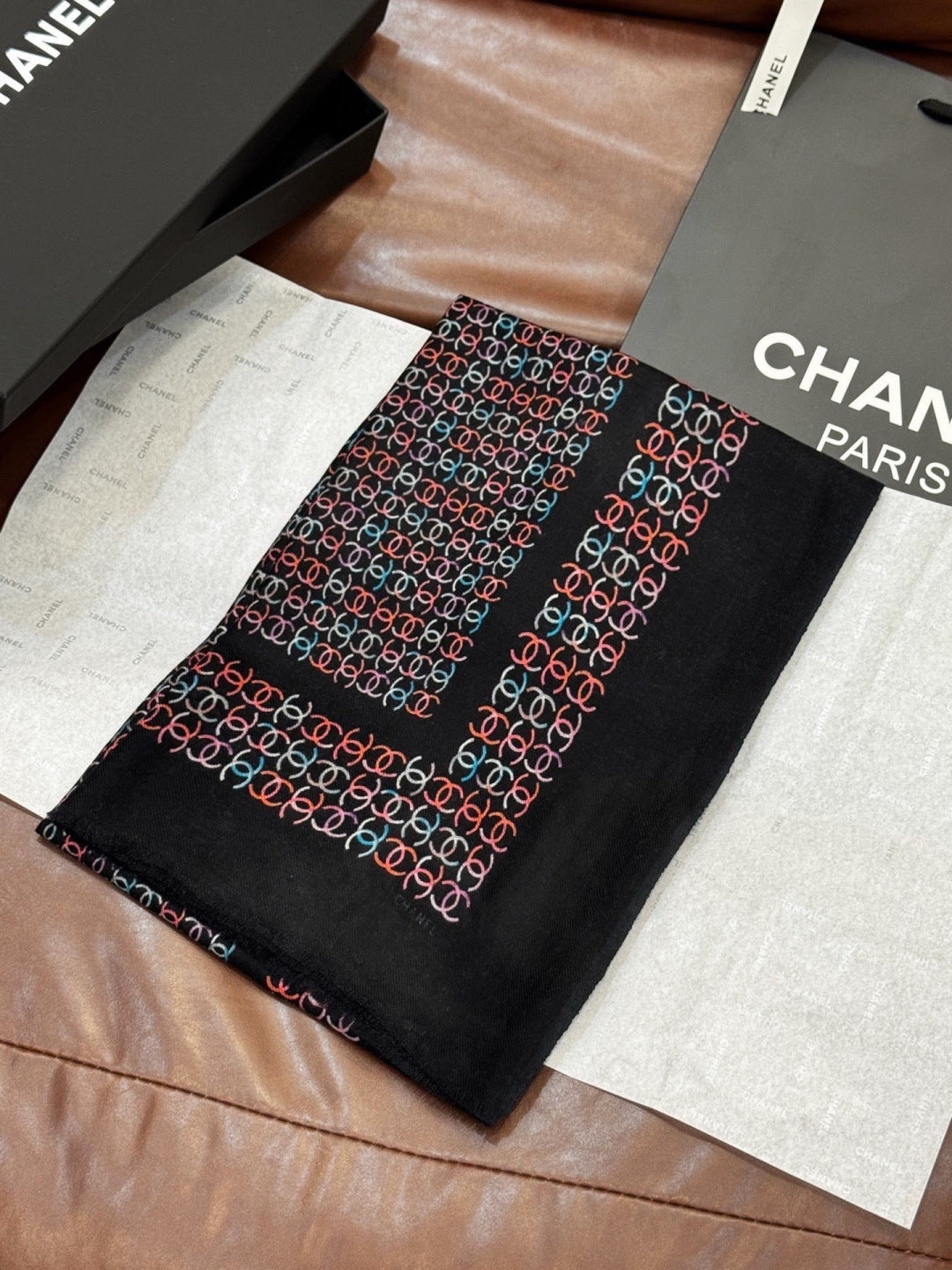 CHANEL 26S SCARF 200 IN CASHMERE AND SILK 306090
