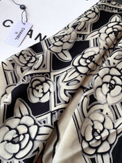 CHANEL 26S SCARF 140 IN CASHMERE AND SILK 309373