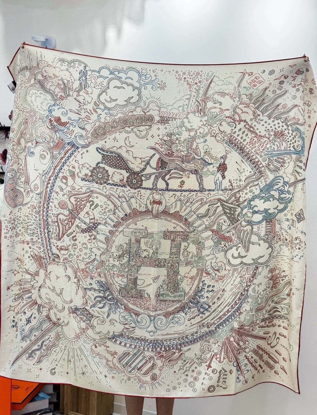 HERMES 26S PRINTED SQUARE  SCARF 135 IN SILK 311977