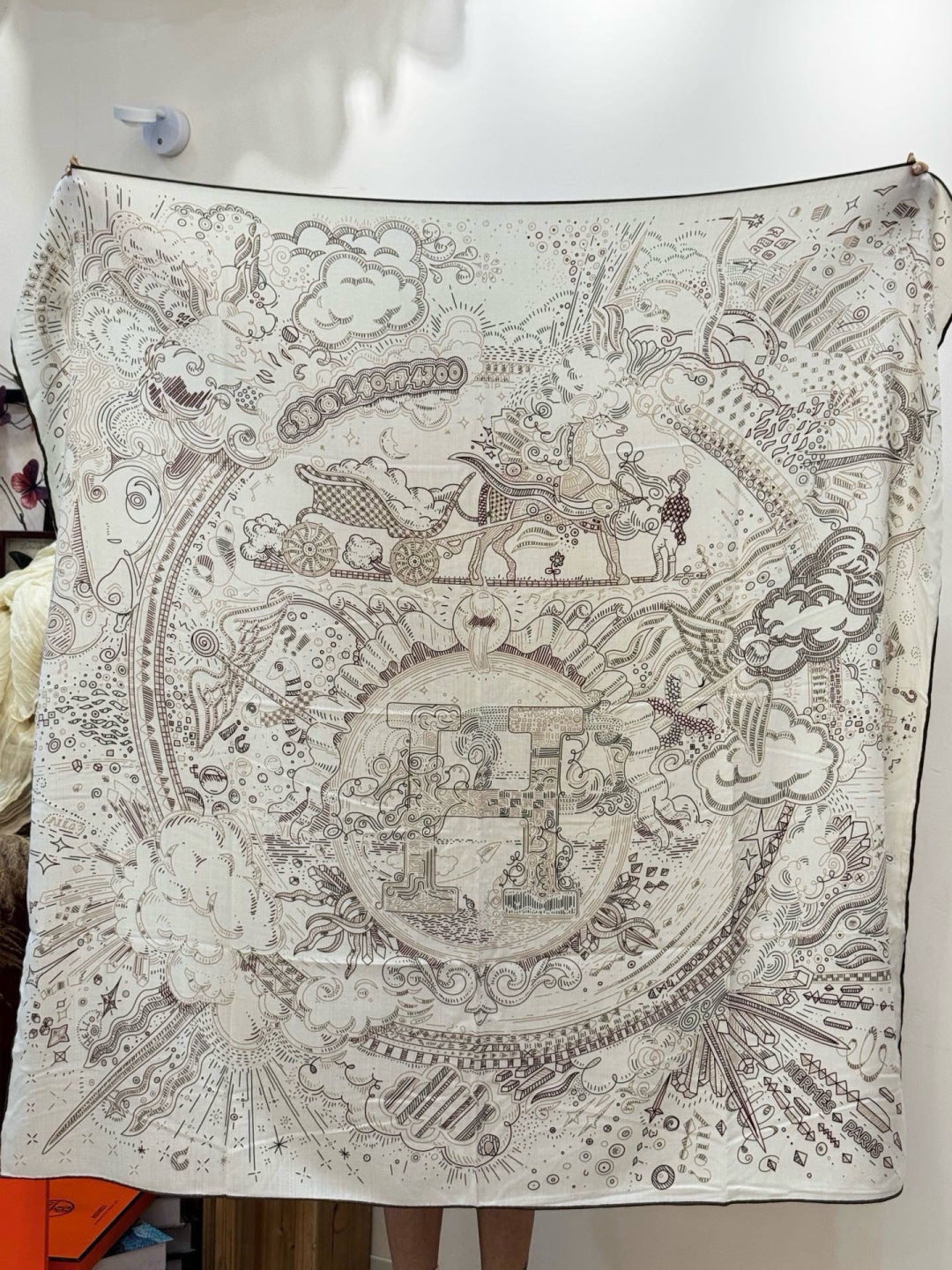HERMES 26S PRINTED SQUARE SCARF 135 IN SILK 311978