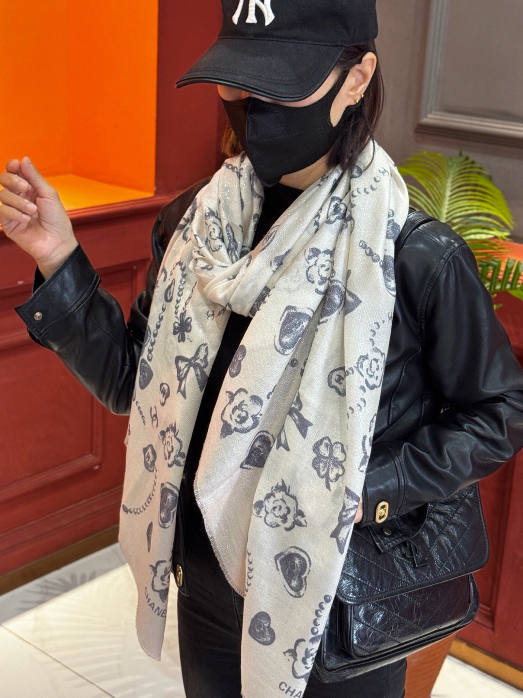 CHANEL 26S PRINTED SHAWL 200 IN SILK 313395