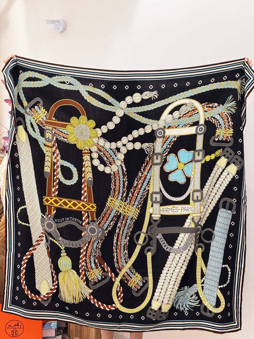 HERMES 26S SCARF 135 IN SILK AND CASHMERE 498492