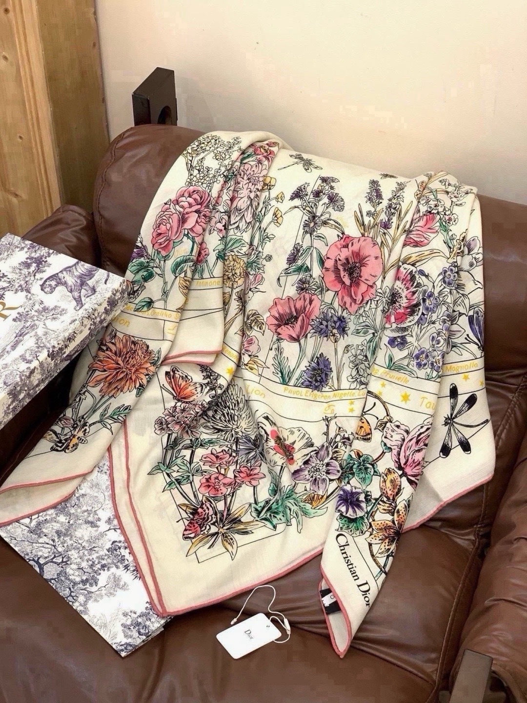 DIOR 26S SCARF 140 IN SILK AND CASHMERE 509455