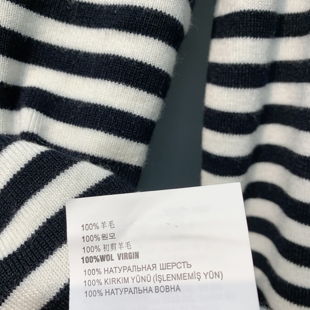PRADA 26S CREW NECK KNIT SWEATER 640
