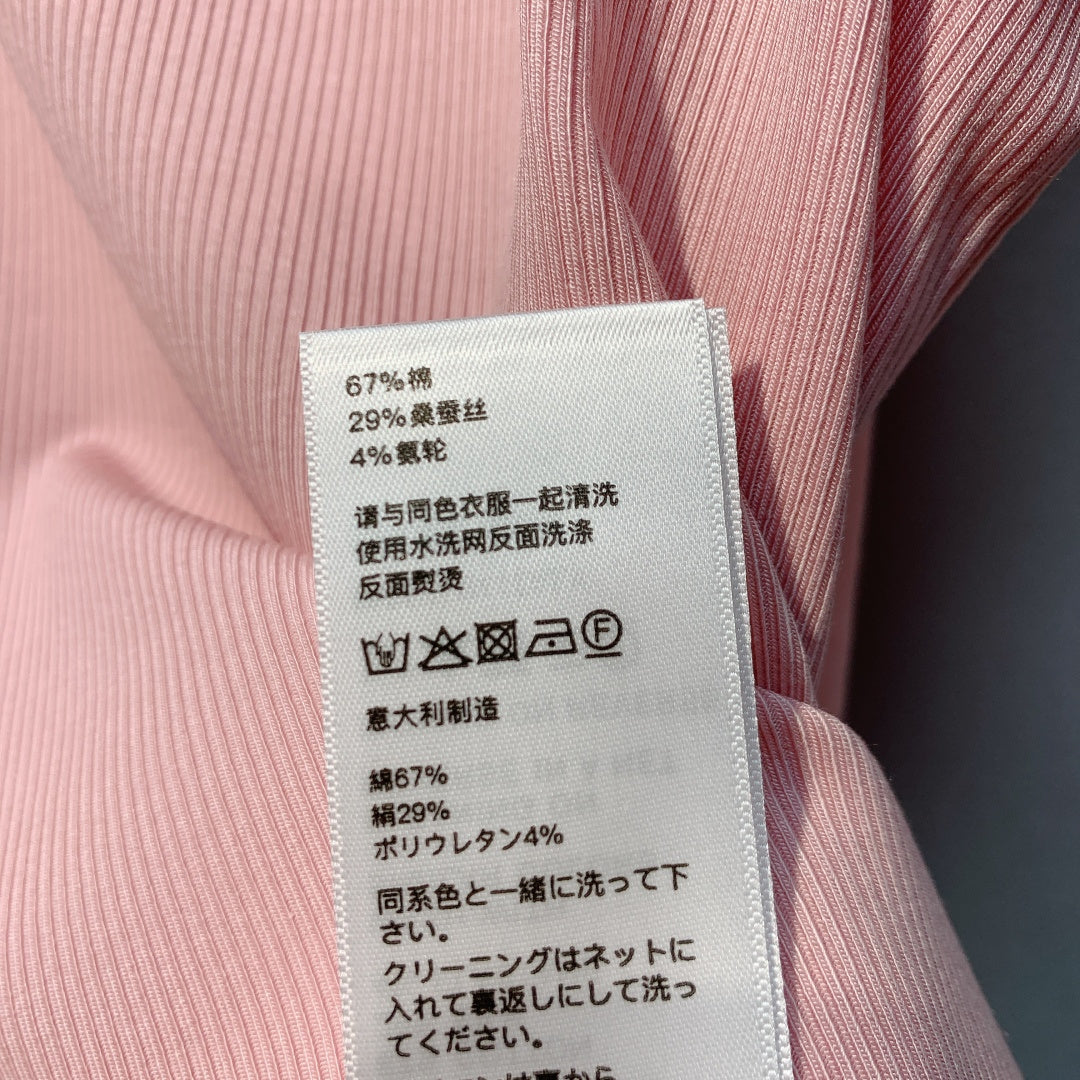 CELINE 26S LOGO SLEEVELESS T-SHIRT 166