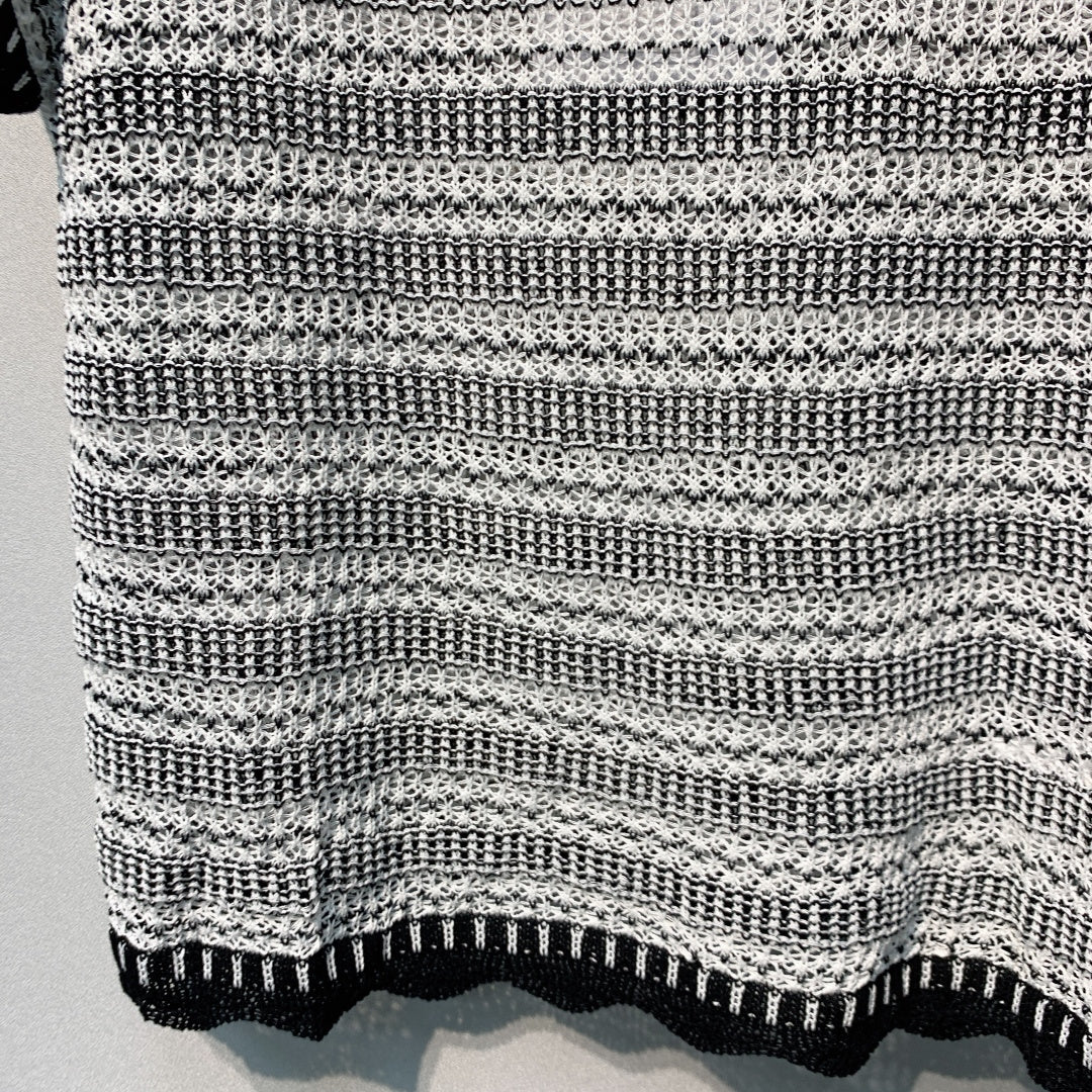 CHANEL 26S SHORT-SLEEVE KNIT TOP STYLE 1079