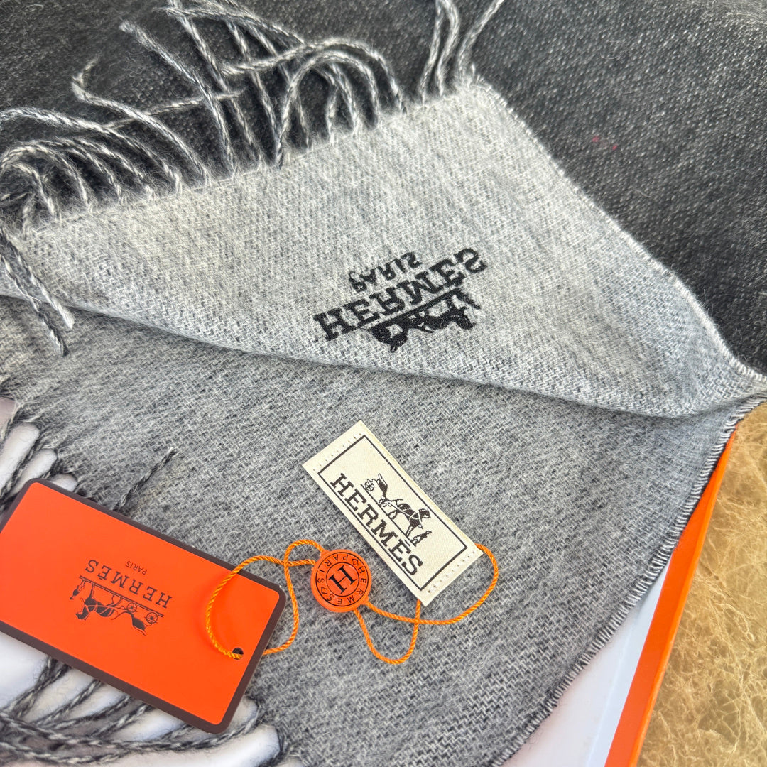 HERMES 25S SCARF 180 IN CASHMERE 987739