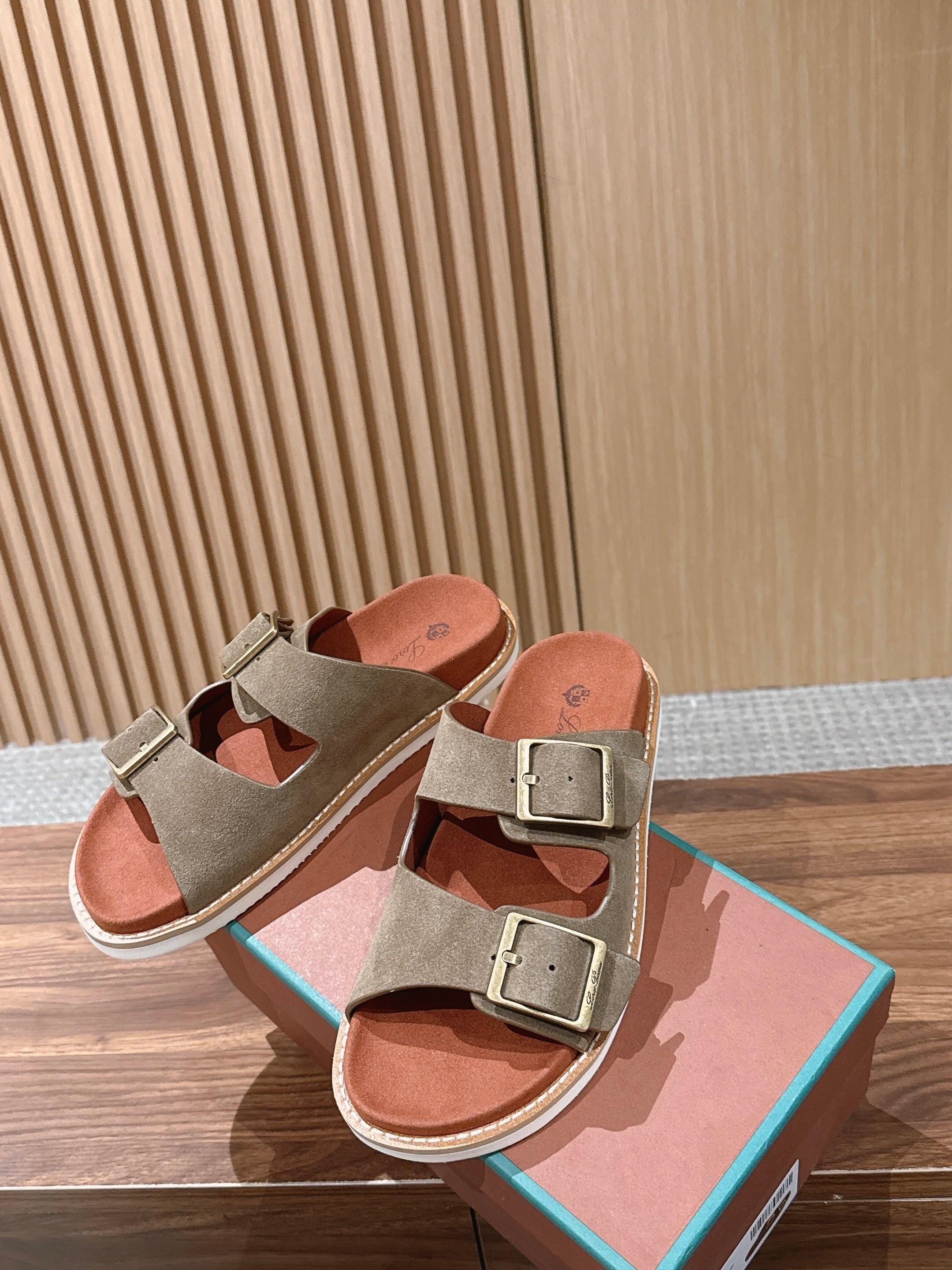 LP 26S DOUBLE BUCKLE SLIDES IN OLIVE BROWN SUEDE GOLD HARDWARE
