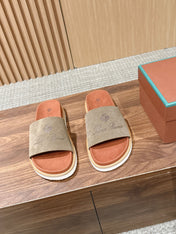 LP 26S SLIDES SANDAL IN OLIVE BROWN SUEDE WITH LOGO
