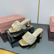 MATELASSÉ SLIDES PUMP IN GOLD PATENT CALFSKIN