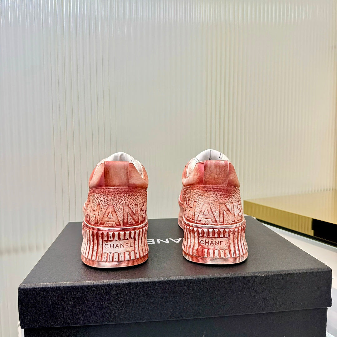 CHANEL 26S LOW-TOP SNEAKERS IN PINK GRAFFITI PATTERN CALFSKIN