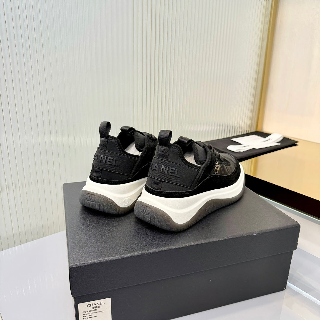 CHANEL 26S PLATFORM SNEAKERS IN BLACK CALFSKIN WITH CC LOGO