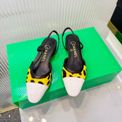 CHANEL 26S FLATS SLINGBACK IN WHITE PATENT CALFSKIN WITH DARK YELLOW PONY HAIR