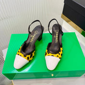 CHANEL 26S HIGH-HEEL SLINGBACKS 50 MM IN WHITE PATENT CALFSKIN WITH YELLOW PONY HAIR
