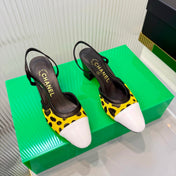 CHANEL 26S HIGH-HEEL SLINGBACKS 50 MM IN WHITE PATENT CALFSKIN WITH YELLOW PONY HAIR