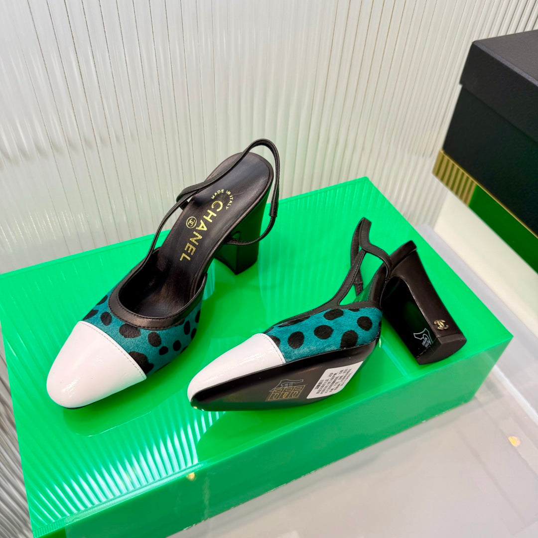 CHANEL 26S SLINGBACK SHOES 70MM IN WHITE PATENT WITH TEAL LEOPARD PRINT
