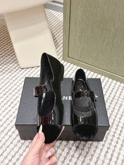CHANEL 25S MARY JANE FLAT IN BLACK PATENT CALFSKIN WITH BLACK VELVET CAP TOE