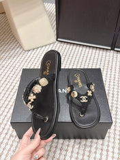 CHANEL 26S FLIP-FLOPS IN BLACK CALFSKIN