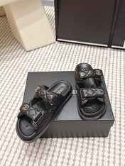 CHANEL 26S SANDALS IN BLACK CALFSKIN