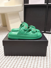 CHANEL 26S SANDALS IN GREEN CALFSKIN