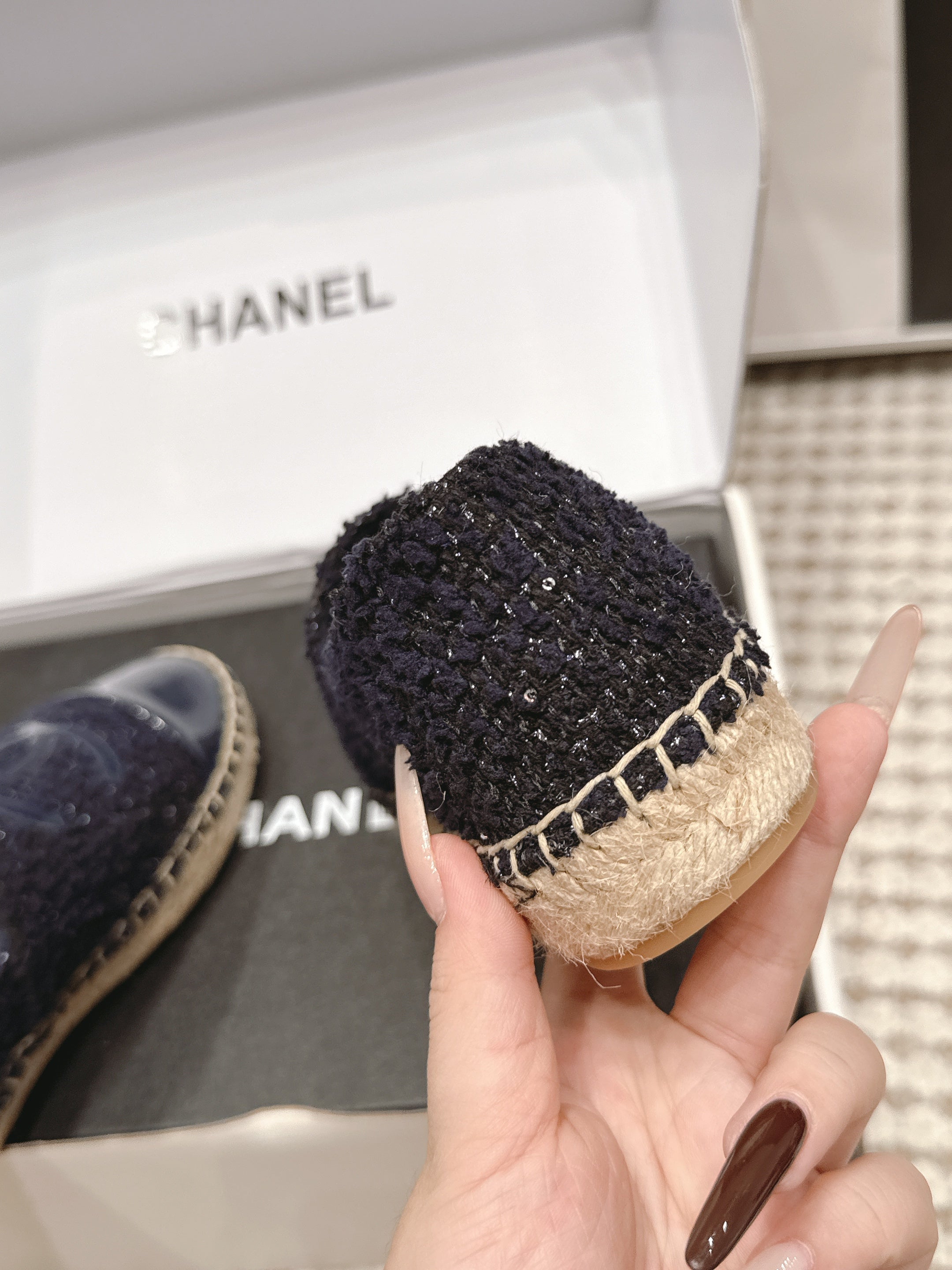 CHANEL 26S SLIP ONS IN NAVY BLUE TWEED AND PATENT CALFSKIN