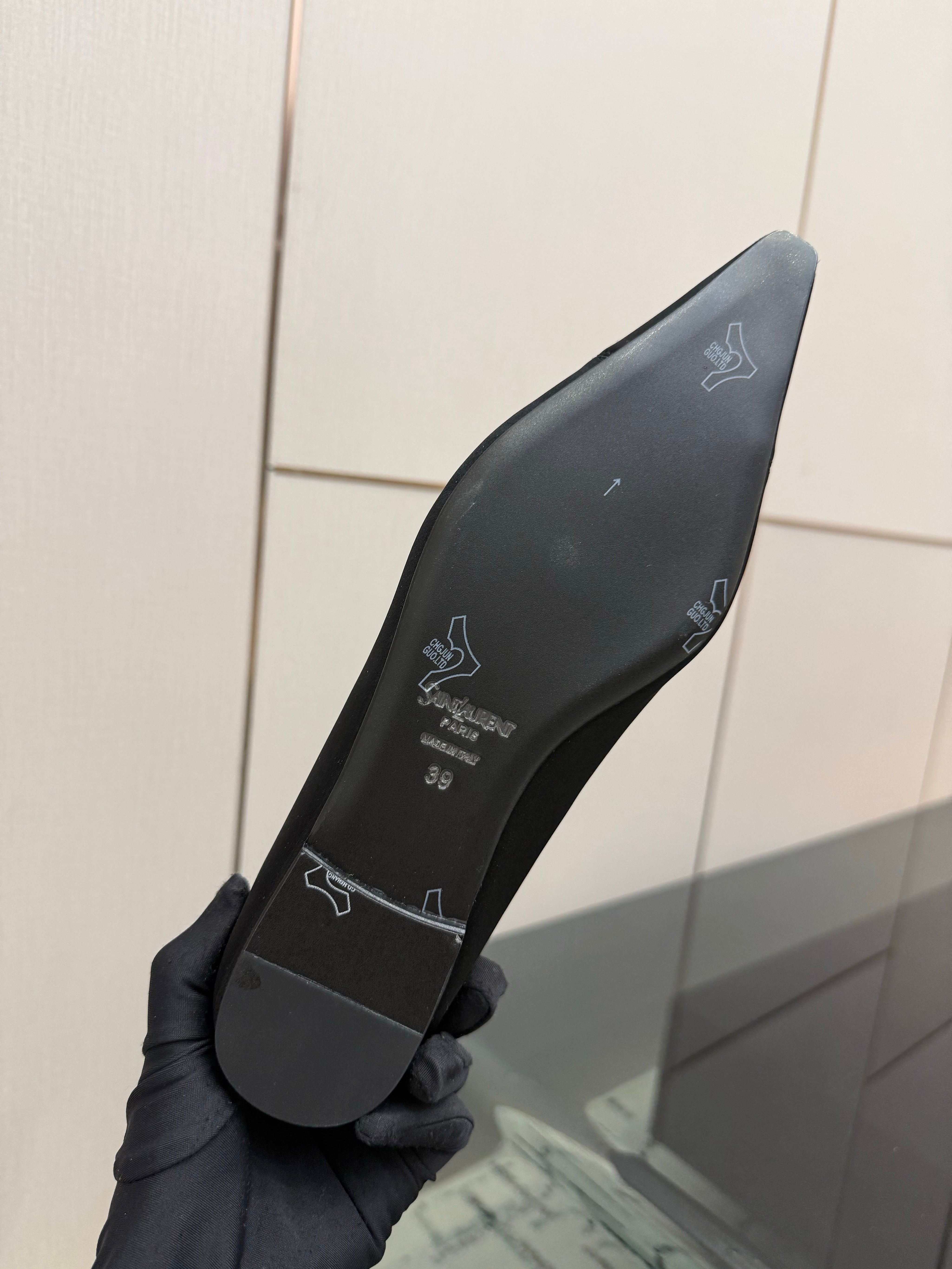 YSL 26S POINTED TOE FLATS IN BLACK SATIN WITH YSL LOGO HARDWARE