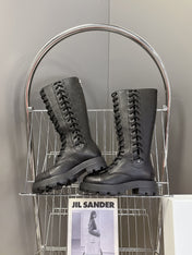 DIOR 25S D-ROAD BOOT IN BLACK GRAINED CALFSKIN