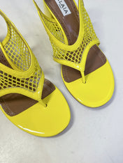 ALAIA 26S MESH THONG HEELS 55 MM IN YELLOW PATENT CALFSKIN
