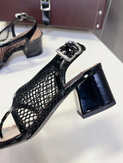 ALAIA 26S MESH THONG HEELS 55 MM IN BLACK PATENT CALFSKIN