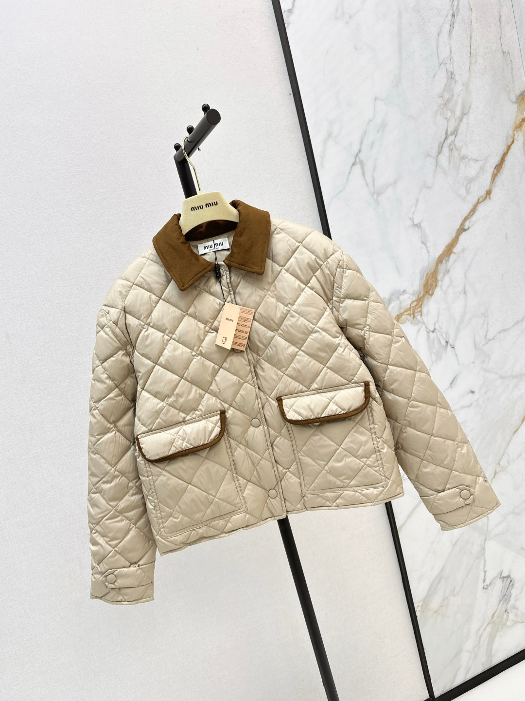 MIUMIU SHORT PUFFER JACKET 99510