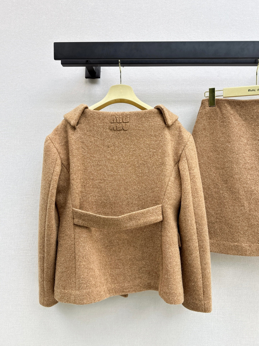 MIUMIU 26S WOOL TWO PIECE SET 959