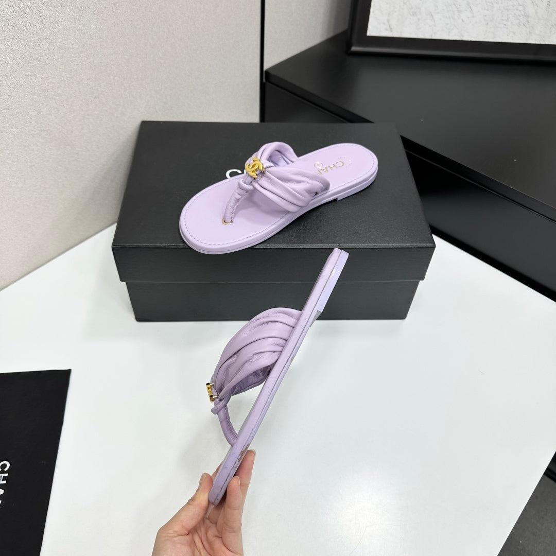CHANEL 26S THONG SANDALS IN LIGHT PURPLE LAMBSKIN