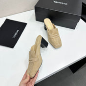 CHANEL 26S MULE PUMPS IN BEIGE SUEDE