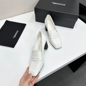 CHANEL 26S LOAFER PUMPS IN WHITE SHINY CALFSKIN
