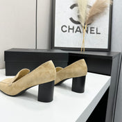 CHANEL 26S LOAFER PUMPS IN BEIGE SUEDE